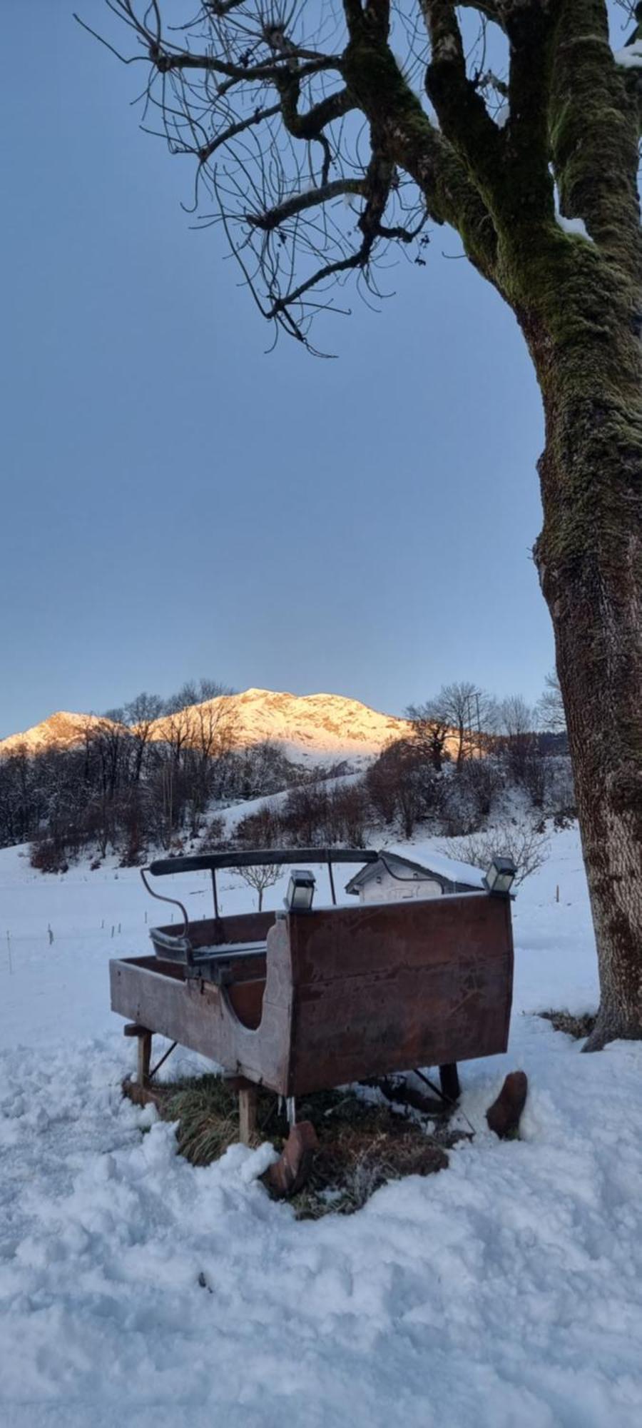 Bed and Breakfast Le Refuge Du Montagnard Marthod Esterno foto